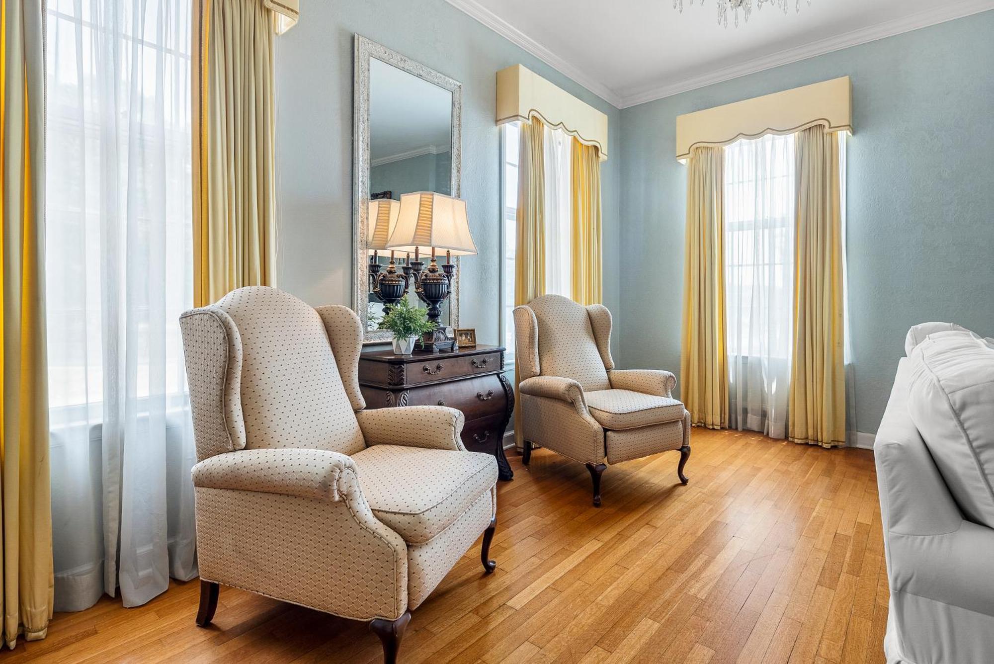 Beland Mansion-Royal Crown Suite! Fort Smith Buitenkant foto